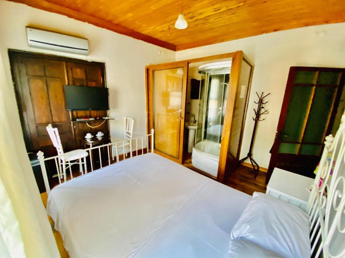 Pastor Historical Apart-Hotel The Gulf Of Esmirna Exterior foto